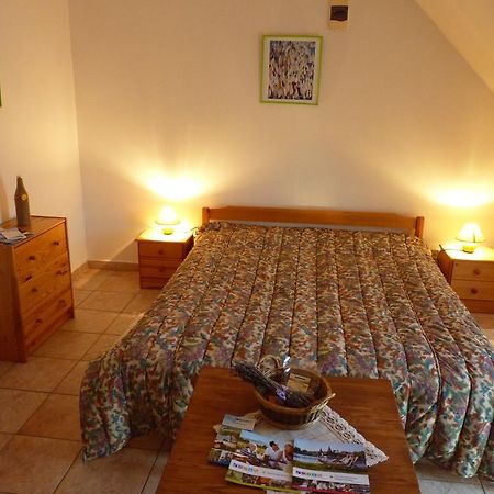 Hôtel Zoldhaz Bio Panzio à Gyenesdiás Extérieur photo
